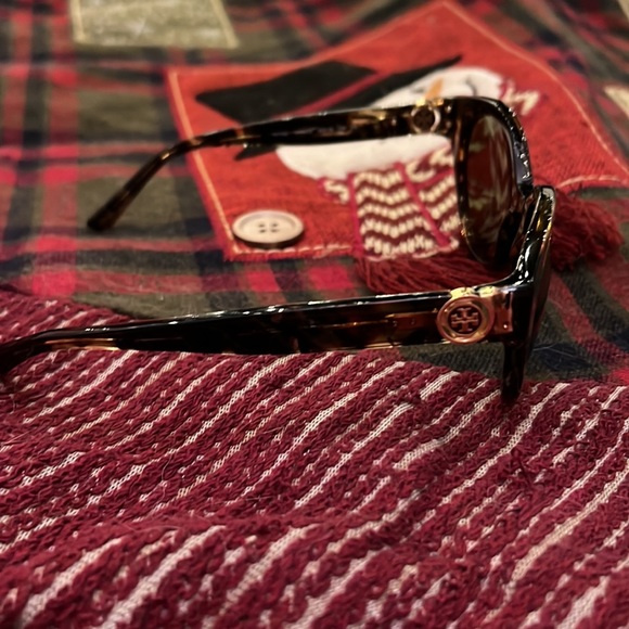 Tory Burch Sunglasses - Picture 3 of 11
